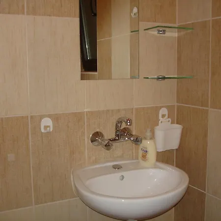 Guest house Aja